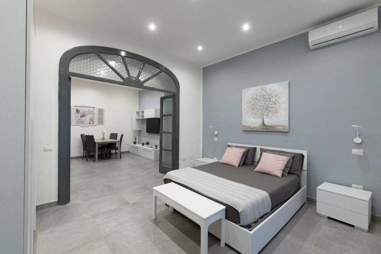 Dante Square Apartment Naples Luaran gambar