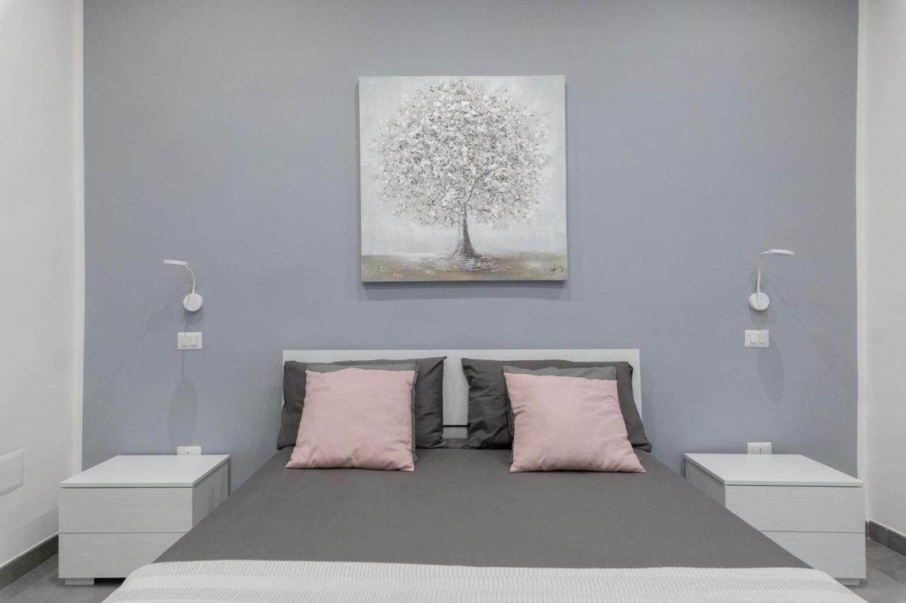 Dante Square Apartment Naples Luaran gambar