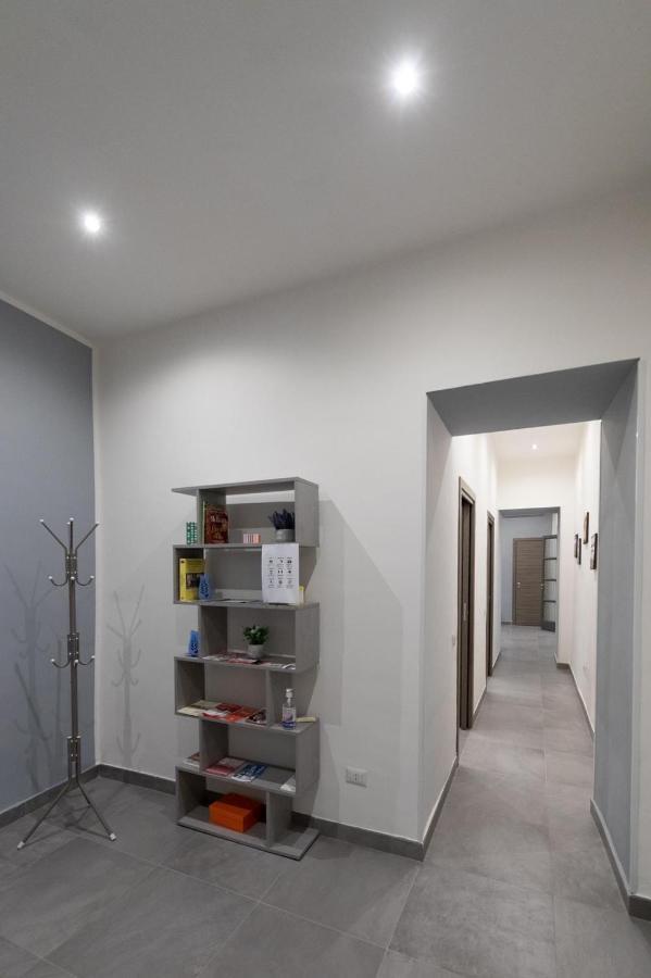 Dante Square Apartment Naples Luaran gambar